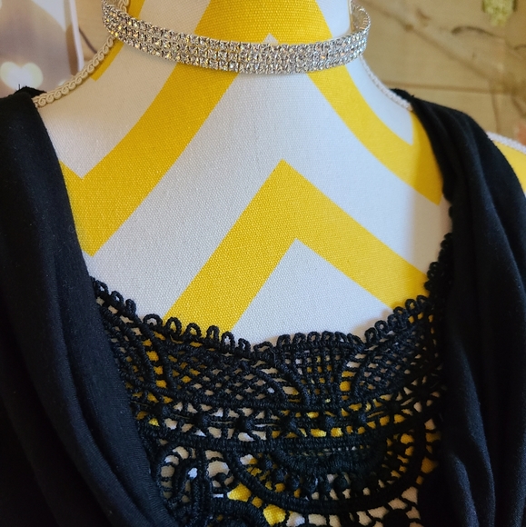 Fang tank top - Picture 6 of 8